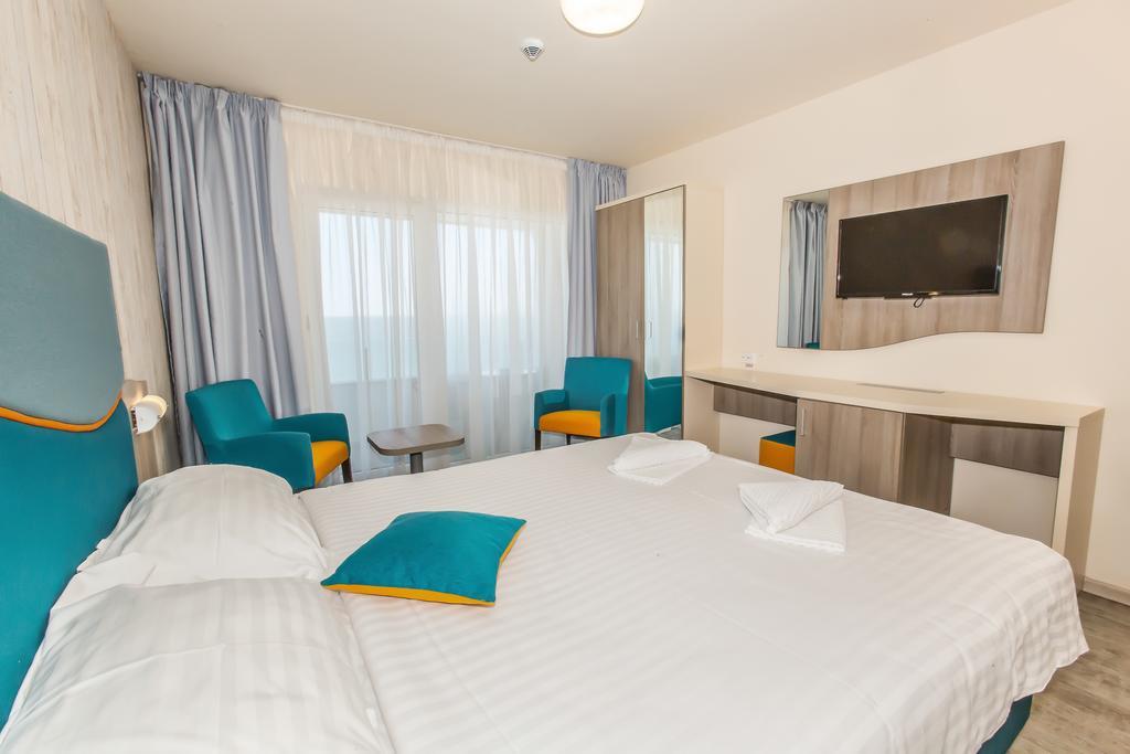 Hotel Riviera مامايا الغرفة الصورة