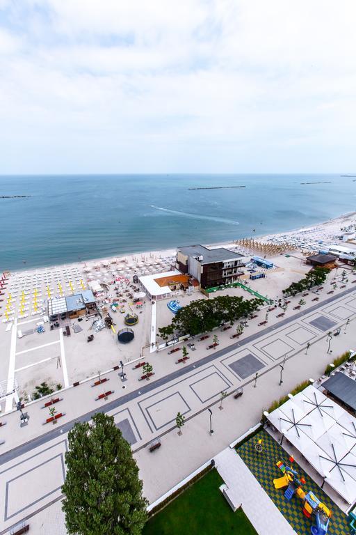 Hotel Riviera مامايا المظهر الخارجي الصورة